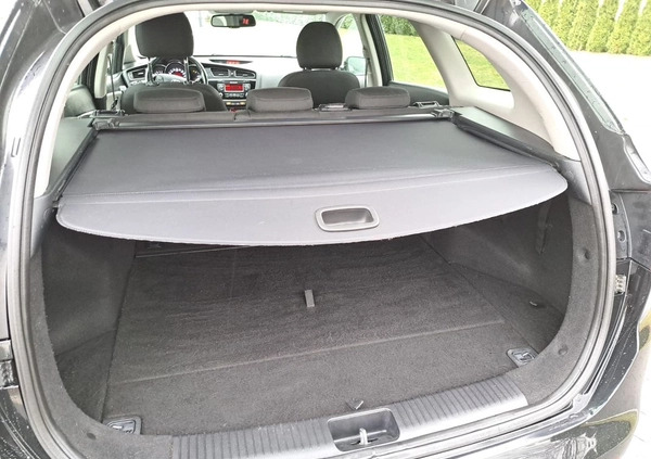 Kia Ceed cena 29900 przebieg: 221000, rok produkcji 2012 z Lędziny małe 277